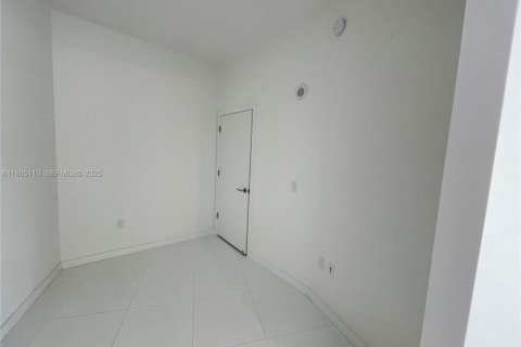 Condominio en venta en Miami, Florida, 2 dormitorios, 144.93 m2 № 1993279 - foto 16