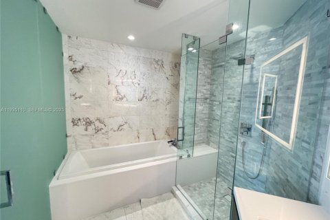 Condominio en venta en Miami, Florida, 2 dormitorios, 144.93 m2 № 1993279 - foto 12
