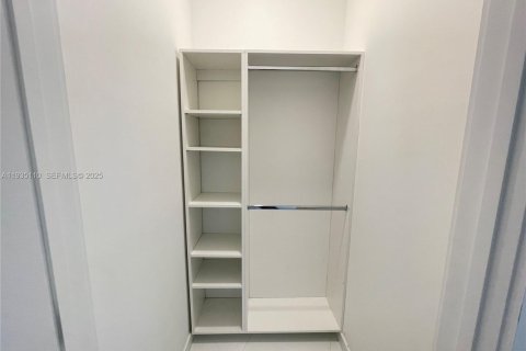 Condominio en venta en Miami, Florida, 2 dormitorios, 144.93 m2 № 1993279 - foto 21