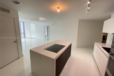 Condominio en venta en Miami, Florida, 2 dormitorios, 144.93 m2 № 1993279 - foto 4