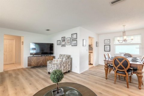 Купить виллу или дом в Ормонд-Бич, Флорида 7 комнат, 153.2м2, № 2209101 - фото 15