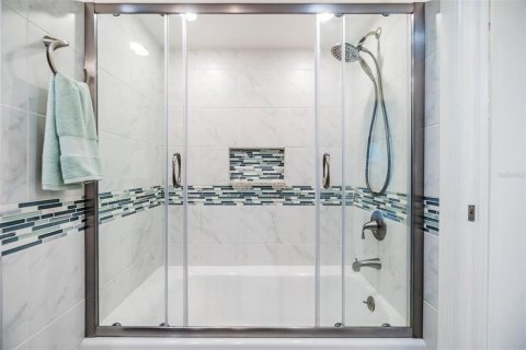 Copropriété à vendre à Clearwater, Floride: 2 chambres, 100.98 m2 № 1805117 - photo 18