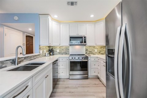 Copropriété à vendre à Clearwater, Floride: 2 chambres, 100.98 m2 № 1805117 - photo 10