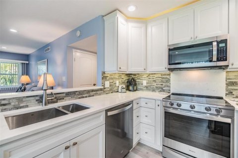 Copropriété à vendre à Clearwater, Floride: 2 chambres, 100.98 m2 № 1805117 - photo 11