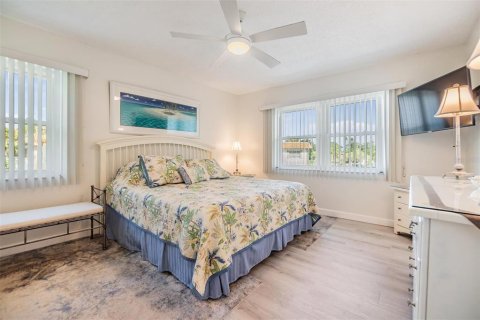 Copropriété à vendre à Clearwater, Floride: 2 chambres, 100.98 m2 № 1805117 - photo 14