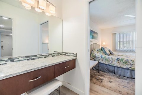 Copropriété à vendre à Clearwater, Floride: 2 chambres, 100.98 m2 № 1805117 - photo 16