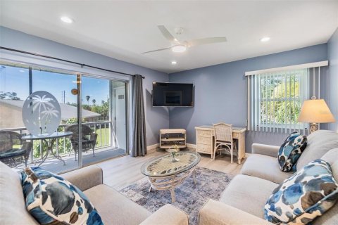 Copropriété à vendre à Clearwater, Floride: 2 chambres, 100.98 m2 № 1805117 - photo 4