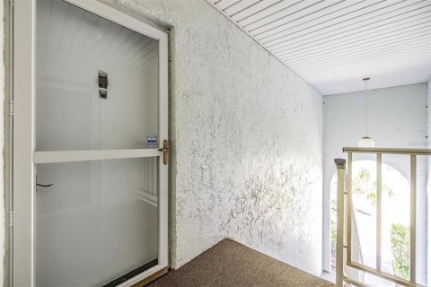 Copropriété à vendre à Clearwater, Floride: 2 chambres, 100.98 m2 № 1805117 - photo 2