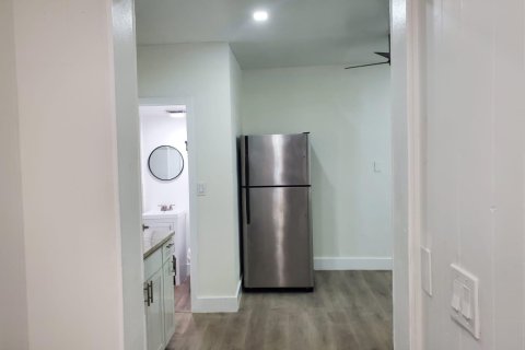 Touwnhouse à louer à Hollywood, Floride: 2 chambres, 65.03 m2 № 2312106 - photo 3