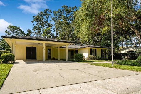 Casa en venta en Tampa, Florida, 4 dormitorios, 181.16 m2 № 1841591 - foto 1