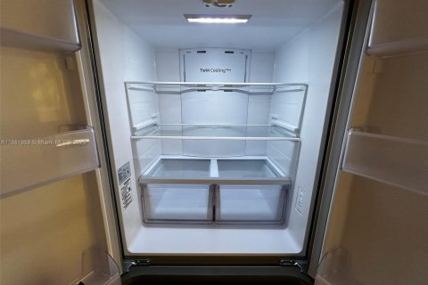 Купить кондоминиум в Плантация, Флорида 2 спальни, 90.12м2, № 1933701 - фото 10