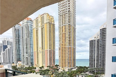 Condominio en venta en Sunny Isles Beach, Florida, 3 dormitorios, 111.48 m2 № 2434358 - foto 5