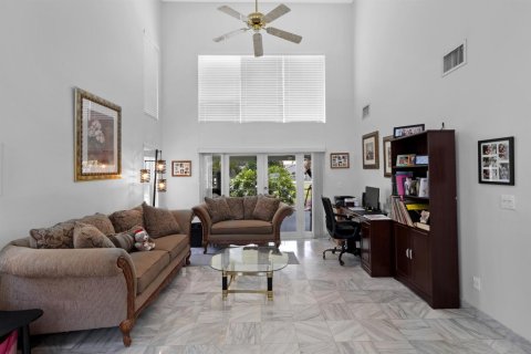 Casa en venta en Coconut Creek, Florida, 3 dormitorios, 168.62 m2 № 2252389 - foto 3