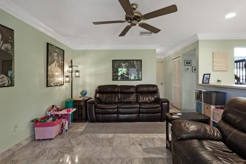 Casa en venta en Coconut Creek, Florida, 3 dormitorios, 168.62 m2 № 2252389 - foto 10
