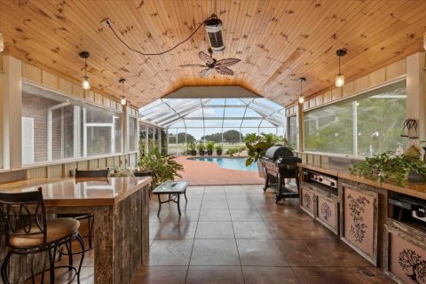 House in Chiefland, Florida 4 bedrooms, 269.23 sq.m. № 2144079 - photo 17