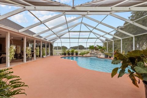House in Chiefland, Florida 4 bedrooms, 269.23 sq.m. № 2144079 - photo 14