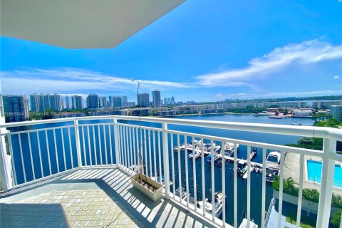 Copropriété à vendre à Aventura, Floride: 1 chambre, 93.37 m2 № 1979207 - photo 1