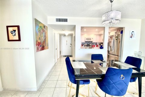 Copropriété à vendre à Aventura, Floride: 1 chambre, 93.37 m2 № 1979207 - photo 20