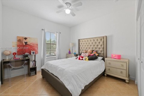 House in Homestead, Florida 4 bedrooms, 231.7 sq.m. № 2022082 - photo 14