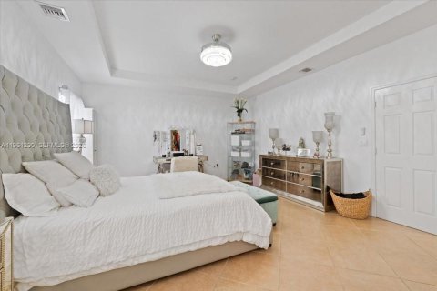 House in Homestead, Florida 4 bedrooms, 231.7 sq.m. № 2022082 - photo 15