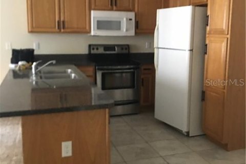 Condominio en alquiler en Avon Park, Florida, 2 dormitorios, 77.11 m2 № 1400381 - foto 6
