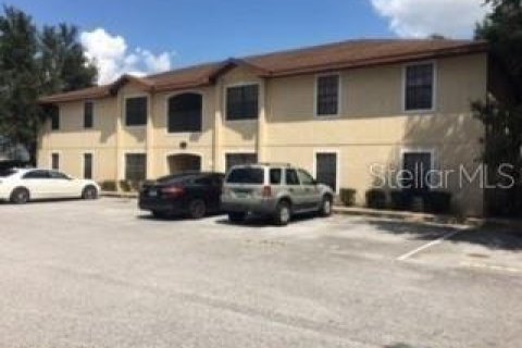 Condominio en alquiler en Avon Park, Florida, 2 dormitorios, 77.11 m2 № 1400381 - foto 1