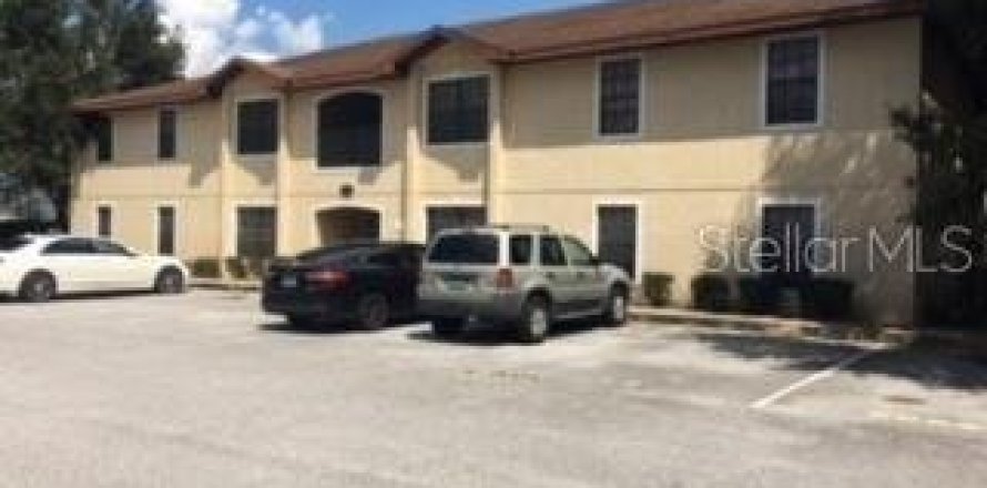 Condominio en Avon Park, Florida, 2 dormitorios № 1400381