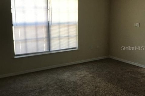 Condominio en alquiler en Avon Park, Florida, 2 dormitorios, 77.11 m2 № 1400381 - foto 9