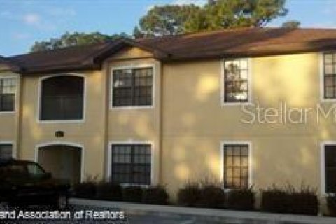 Condominio en alquiler en Avon Park, Florida, 2 dormitorios, 77.11 m2 № 1400381 - foto 2