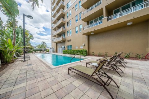 Condo in Miami, Florida, 1 bedroom  № 1857587 - photo 22