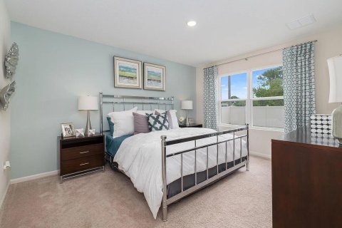 House in Port St. Lucie, Florida 4 bedrooms, 178 sq.m. № 2434253 - photo 5