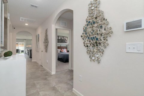 House in Port St. Lucie, Florida 4 bedrooms, 178 sq.m. № 2434253