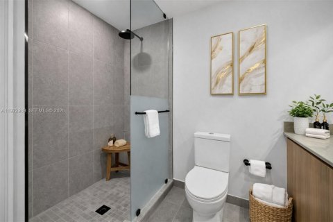 Condominio en venta en Miami, Florida, 1 dormitorio, 55.46 m2 № 2033870 - foto 9