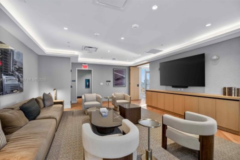 Condominio en venta en Miami, Florida, 1 dormitorio, 55.46 m2 № 2033870 - foto 28