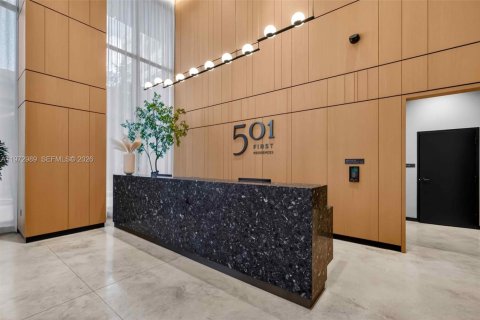 Condominio en venta en Miami, Florida, 1 dormitorio, 55.46 m2 № 2033870 - foto 13