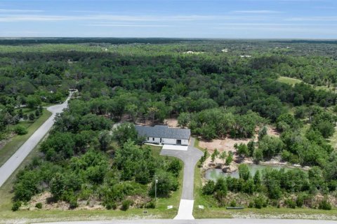 House in Myakka City, Florida 5 bedrooms, 369.1 sq.m. № 2421648 - photo 9