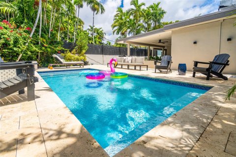 House in Miami, Florida 7 bedrooms, 319.77 sq.m. № 1889174 - photo 4