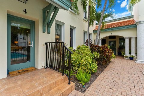 Adosado en venta en Sarasota, Florida, 3 dormitorios, 177.63 m2 № 2409981 - foto 3