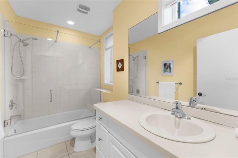 Adosado en venta en Sarasota, Florida, 3 dormitorios, 177.63 m2 № 2409981 - foto 17