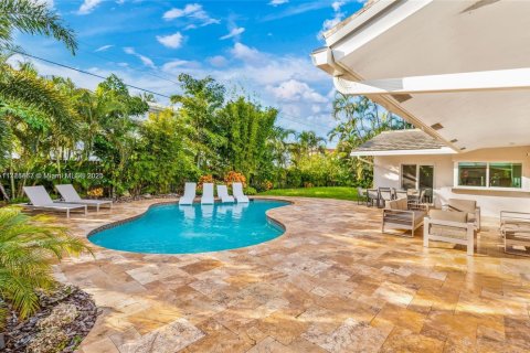 Casa en alquiler en Fort Lauderdale, Florida, 4 dormitorios, 182.92 m2 № 1958270 - foto 1