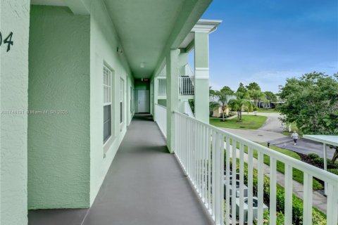 Condominio en alquiler en Punta Gorda, Florida, 2 dormitorios № 1959036 - foto 8