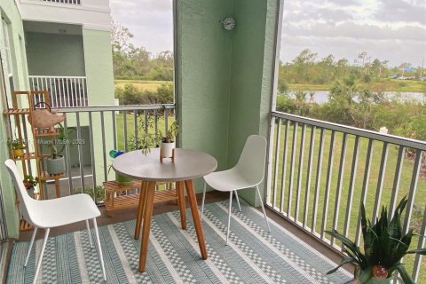 Condominio en alquiler en Punta Gorda, Florida, 2 dormitorios № 1959036 - foto 17