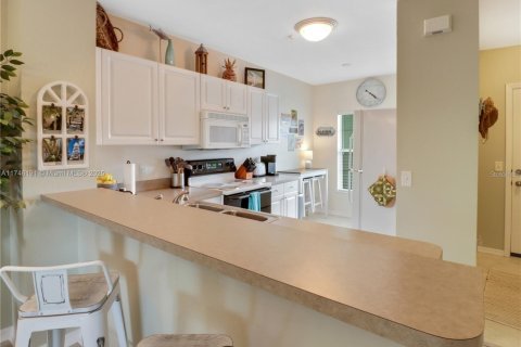 Condominio en alquiler en Punta Gorda, Florida, 2 dormitorios № 1959036 - foto 9