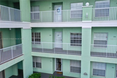 Condominio en alquiler en Punta Gorda, Florida, 2 dormitorios № 1959036 - foto 5