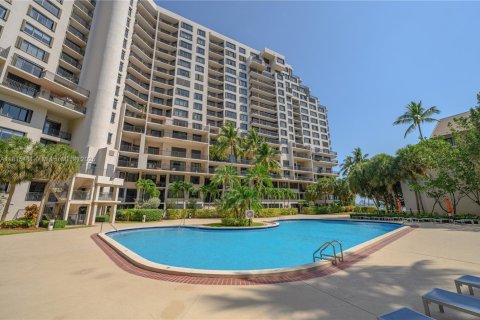 Condo in Miami, Florida, 1 bedroom  № 1768274 - photo 20