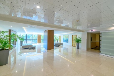 Condo in Miami, Florida, 1 bedroom  № 1768274 - photo 26