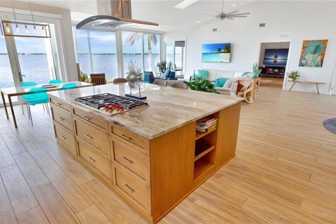 Casa en venta en Punta Gorda, Florida, 3 dormitorios, 300.82 m2 № 1560520 - foto 17