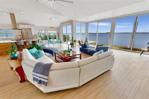 Casa en venta en Punta Gorda, Florida, 3 dormitorios, 300.82 m2 № 1560520 - foto 9