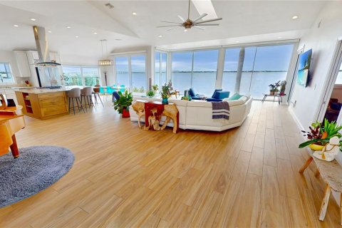 Casa en venta en Punta Gorda, Florida, 3 dormitorios, 300.82 m2 № 1560520 - foto 8