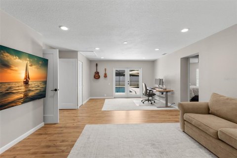 House in Safety Harbor, Florida 4 bedrooms, 255.02 sq.m. № 1914701 - photo 25